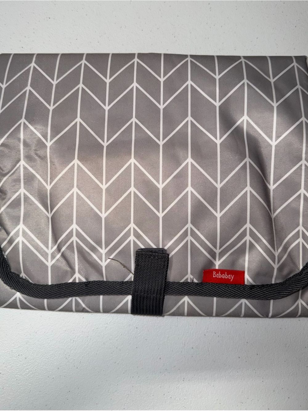 Babebay: Gray/White Traveling Changing Pad